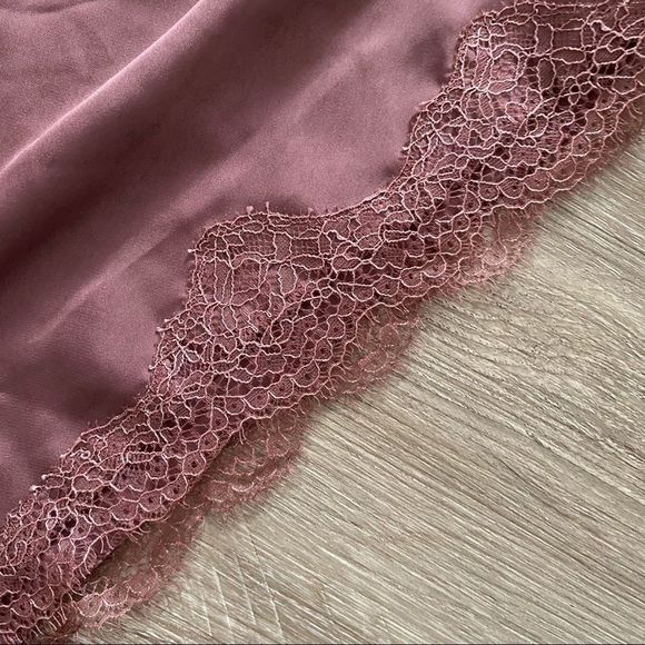 Victoria’s Secret satin pyjamas shorts lace trim - Picture 2 of 5